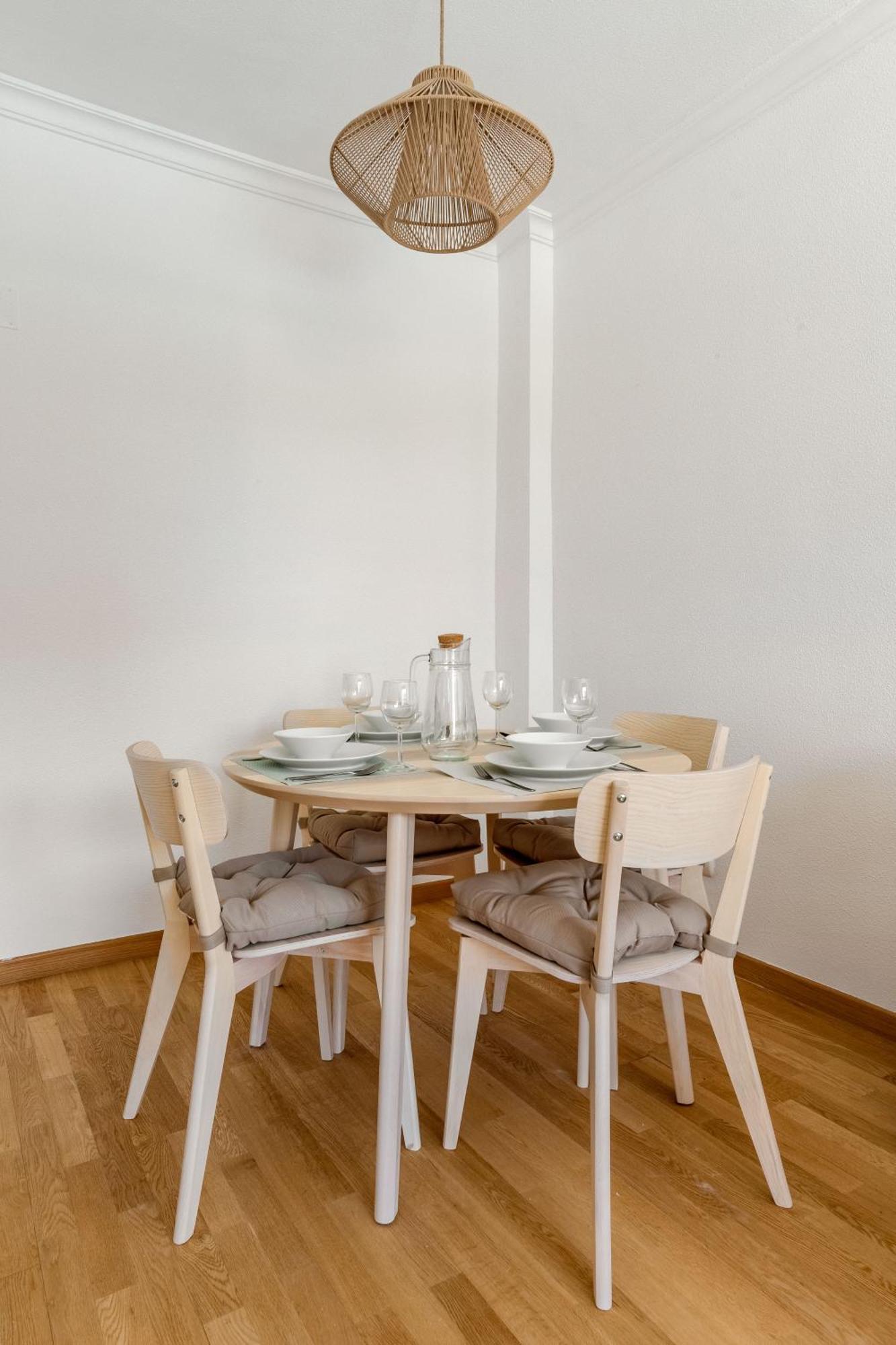 Appartement Charming Airport Iv *